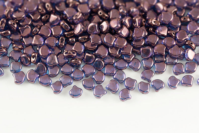 Ginko 7.5×7.5mm Vega On Crystal 2-Hole Czech Beads