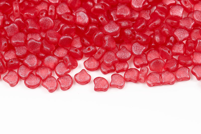 GINKO 7.5×7.5mm Crystal Frozen Lt.siam Matt 2-Hole Czech Beads