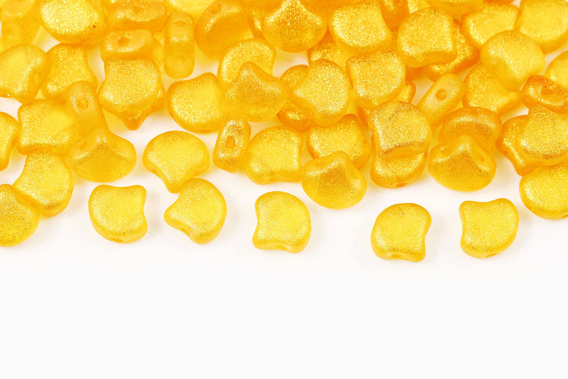GINKO 7.5×7.5mm Crystal Frozen Lemon Matt 2-Hole Czech Beads