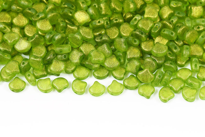 GINKO 7.5×7.5mm Crystal Frozen Peridot Matt 2-Hole Czech Beads