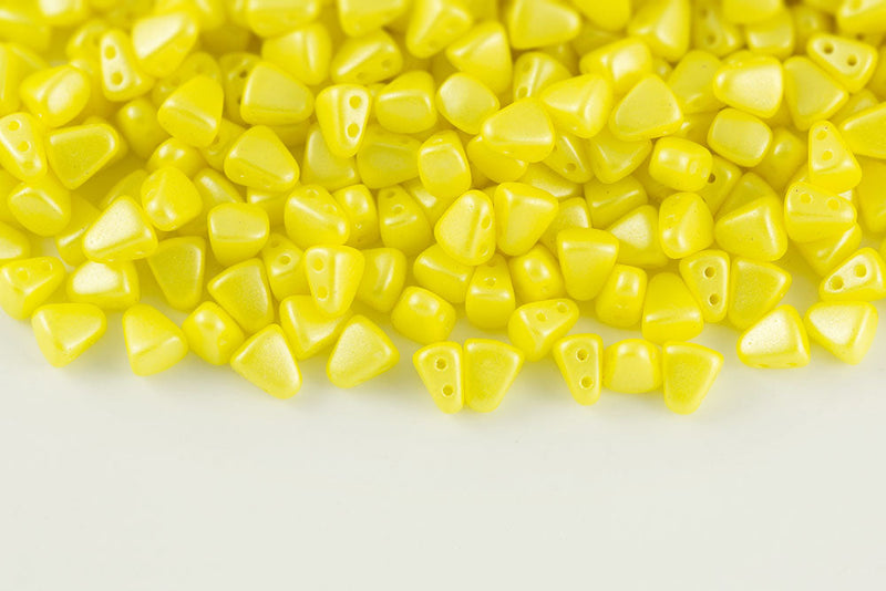 Nib-Bit 6×5mm Pearl Shine Amber 2-Hole Czech Beads