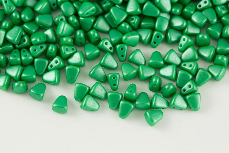 Nib-Bit 6×5mm Pearl Shine Light Green 2-Hole Czech Beads