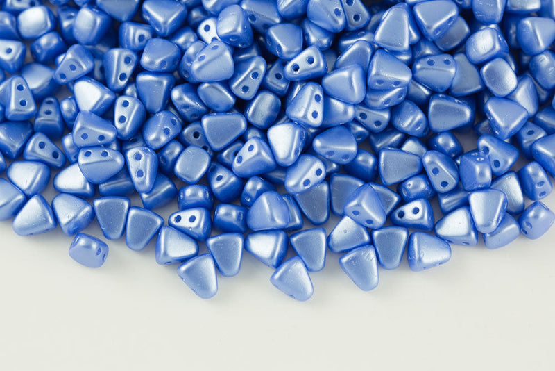 Nib-Bit 6×5mm Pastel Sapphire 2-Hole Czech Beads