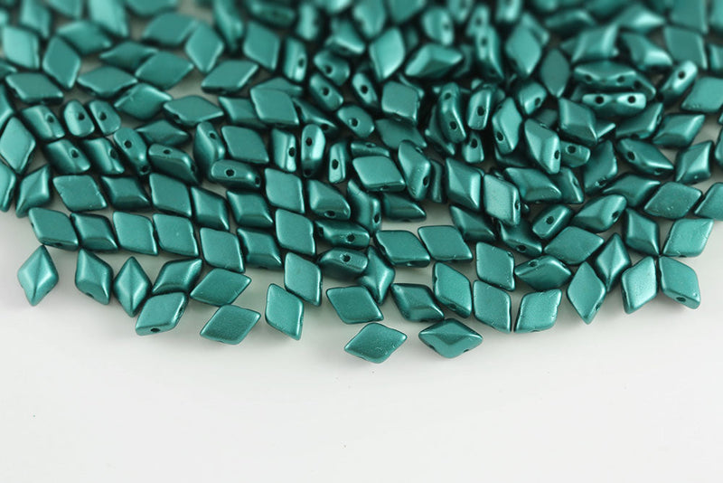 Gemduo 8×5mm Pastel Dark Chrysolite 2-Hole Czech Beads