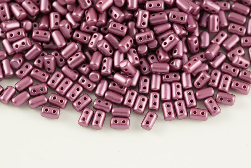 Rulla 5×3mm Pastel Burgundy 2-Hole Czech Beads