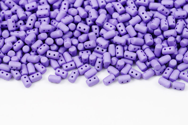 Rulla 5×3mm Neon Silk Lavender 2-Hole Czech Beads