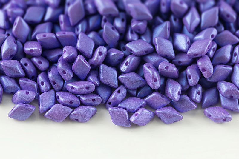 Gemduo 8×5mm Chatoyant Lavender 2-Hole Czech Beads