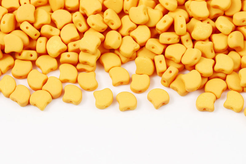 Ginko 7.5×7.5mm Light Matte Dark Yellow 2-Hole Czech Beads
