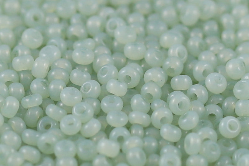 Preciosa Rocailles 8/0 Opal Dyed Dark Green col.02263
