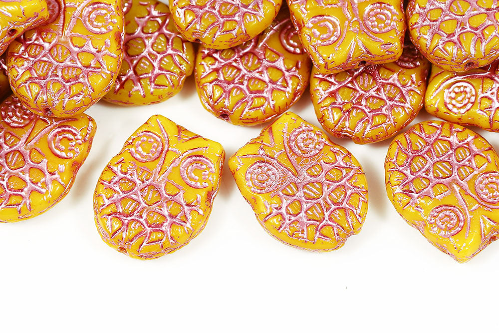 Owl 18×15mm Opaque Lemon With Pink 1-Hole Czech Beads