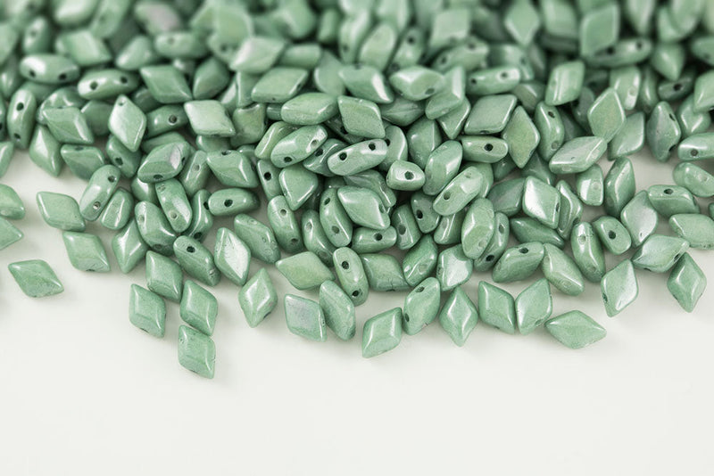 Gemduo 8×5mm Chalk Green Luster 2-Hole Czech Beads