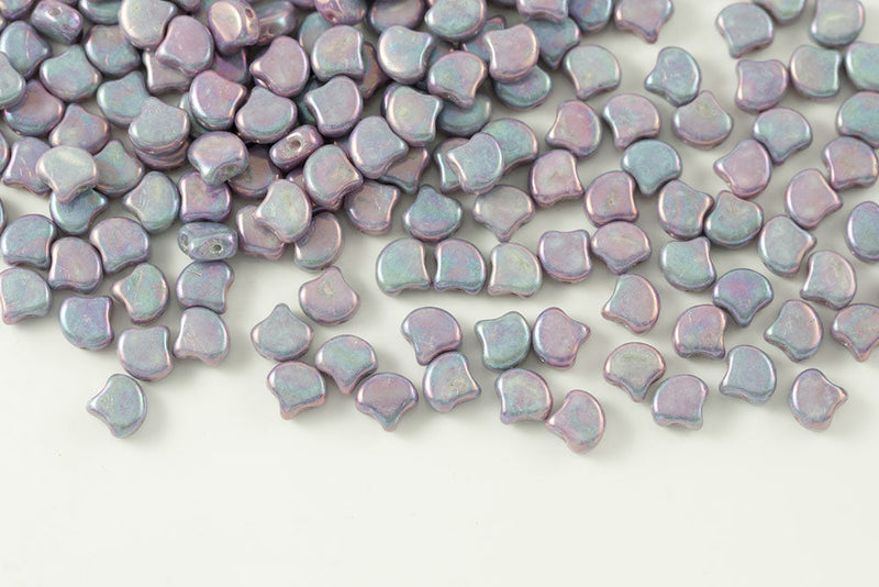Ginko 7.5×7.5mm Chalk Nebula 2-Hole Czech Beads