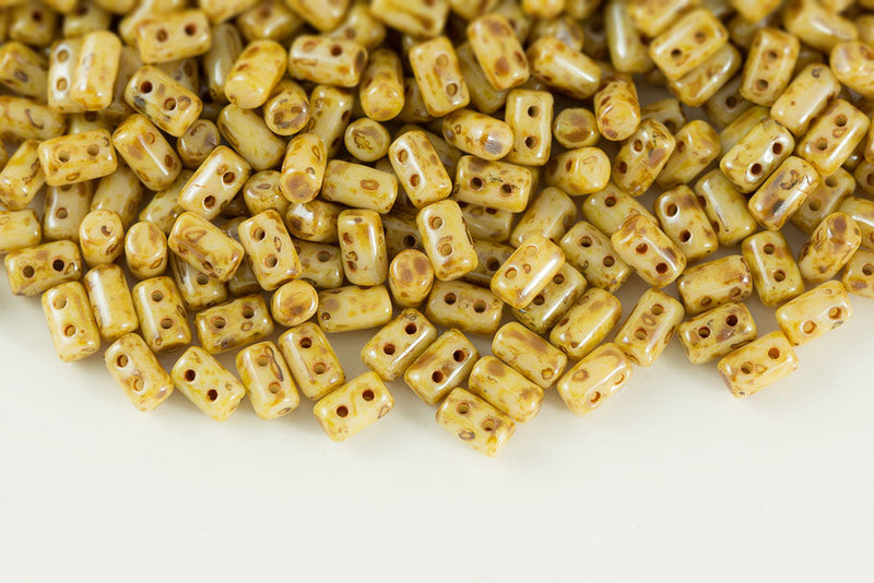 Rulla 5×3mm Chalk Orange Glaze 2-Hole Czech Beads