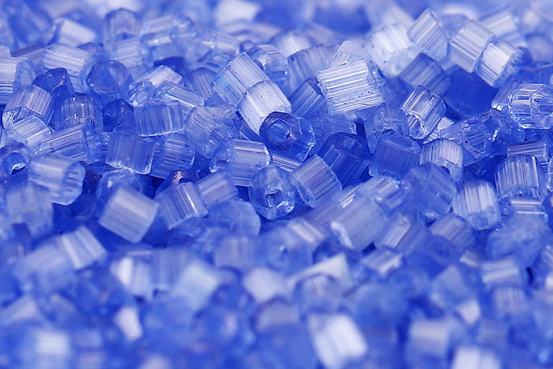 Preciosa 2-Cut 11/0 Sapphire Satin col.05131