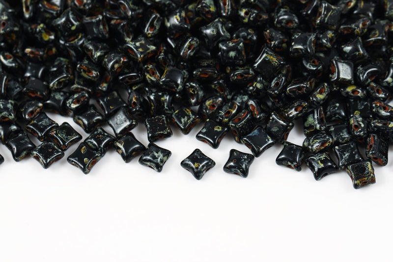Wibeduo 8×8mm Jet Travertin 2-hole Czech Beads