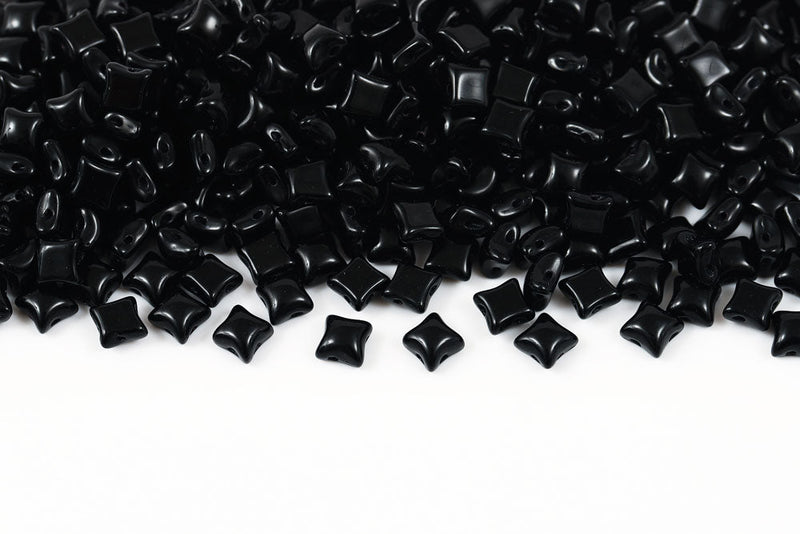 Wibeduo 8×8mm Jet 2-hole Czech Beads