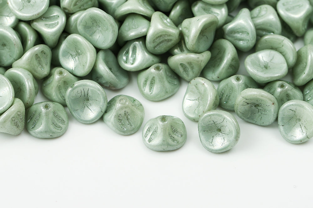 Daylily Flower 8×10mm Alabaster Green Luster 1-Hole Czech Beads