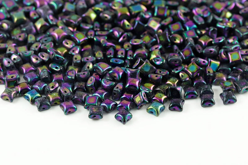 Wibeduo 8×8mm Jet Red Iris 2-Hole Czech Beads