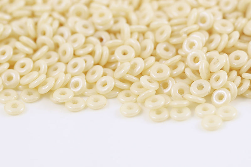 O-Beads 4×1mm Chalk Orange Luster 1-Hole Czech Beads