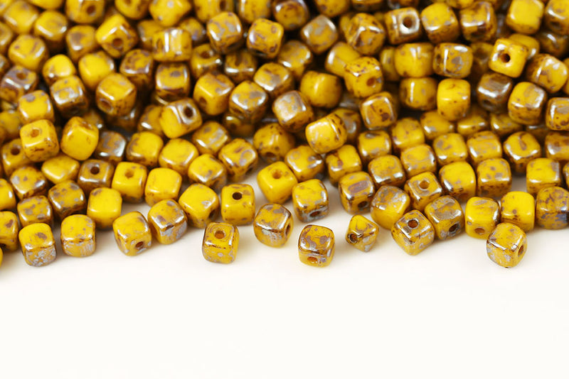 Cube 4×4mm Lemon Picasso 1-Hole Czech Beads