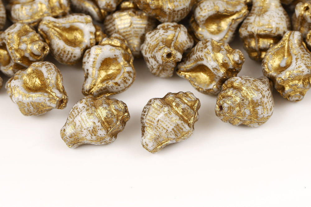 Conch 15×12mm Alabaster With Gold 1-Hole Czech Beads