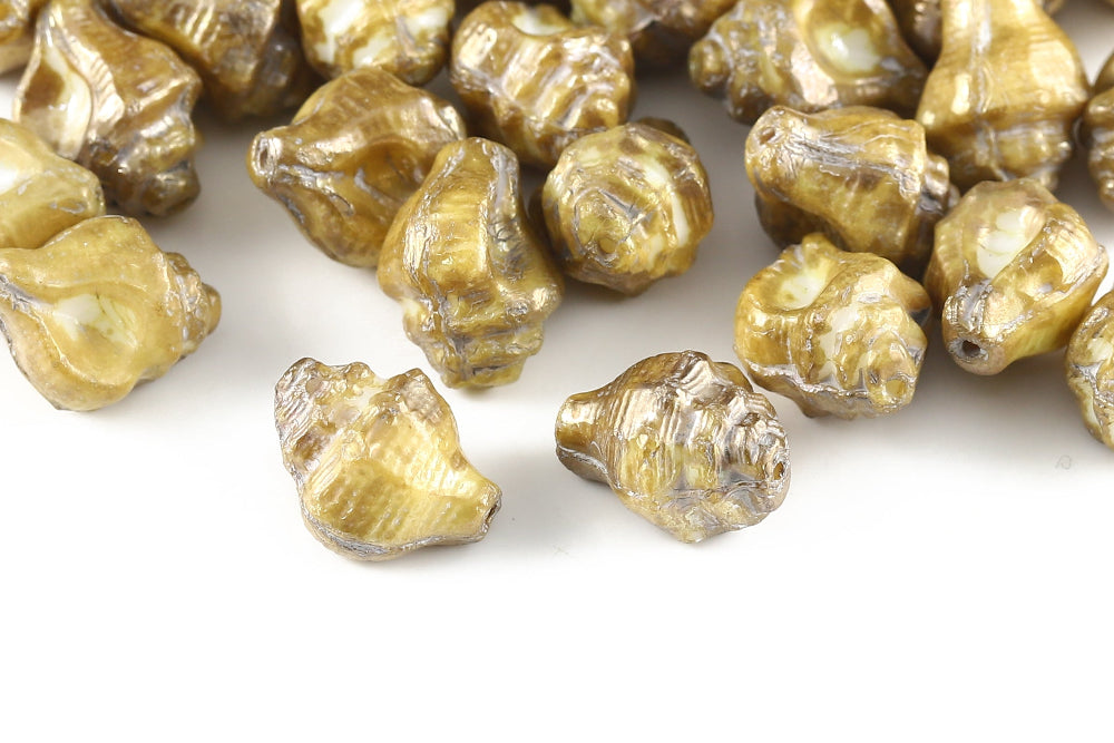 Conch 15×12mm Alabaster Picasso 1-Hole Czech Beads