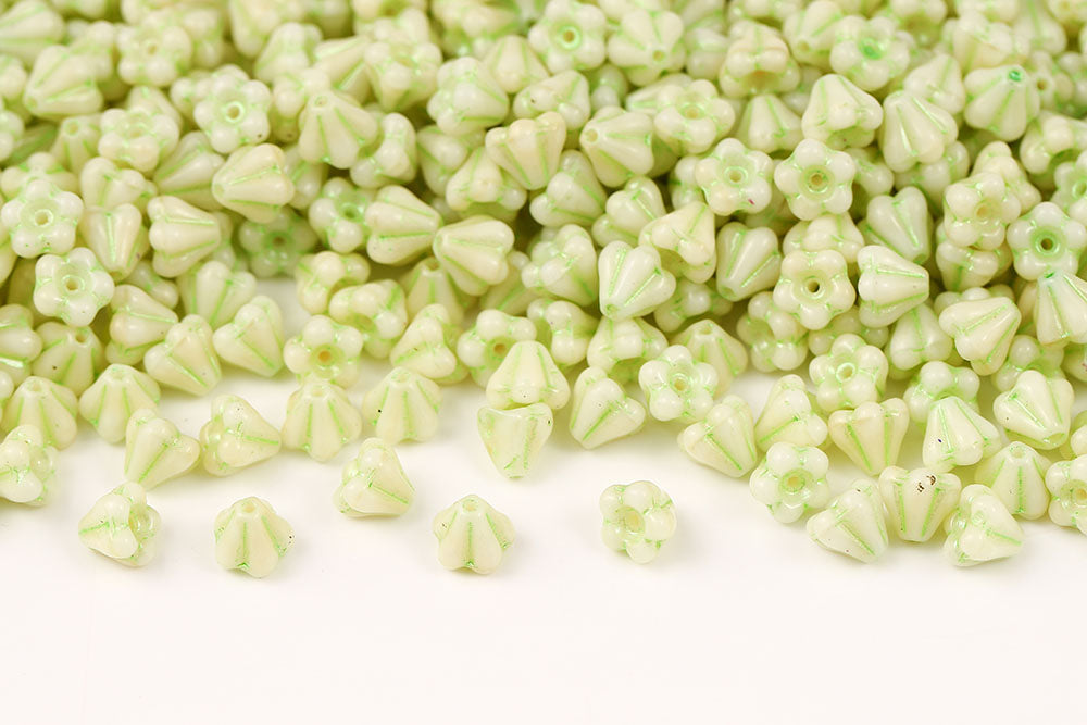 Bell Flowers 4×6mm Chlak Yellow Mixed With Green 1-Hole Czech Beads