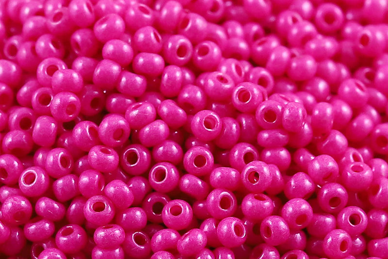 Preciosa Rocailles 11/0 Terra Intensive Rose Red col.16A77