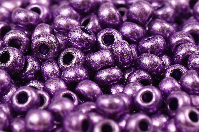 Preciosa Rocailles 8/0 Violet Metallic Dyed Col.18528