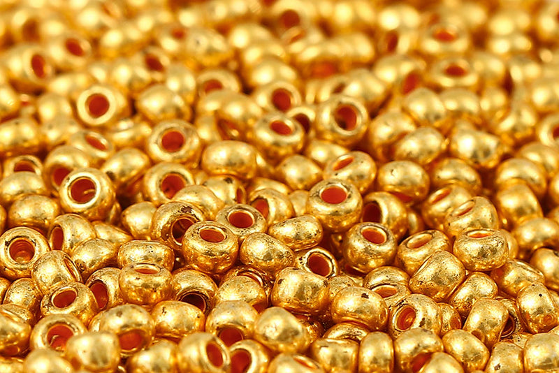 Preciosa Rocailles 6/0 Gold Metallic Dyed Col.18581