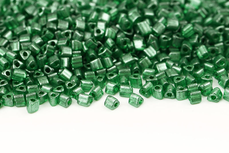Preciosa Triangles 3.5×3.5mm Emerald Matt Metallic Col.18956