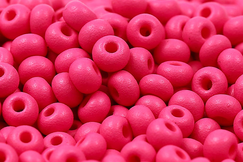 Preciosa Rocailles 6/0 PermaLux Dark Pink Matt col.22M11