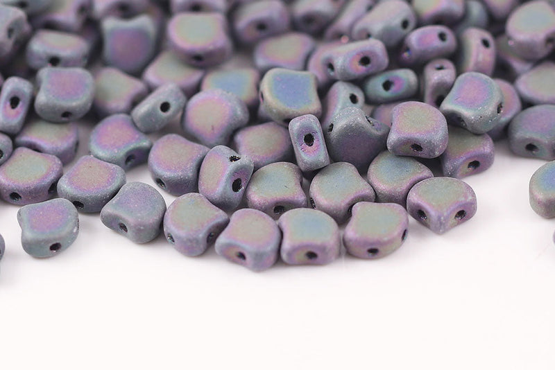Ginko 7.5×7.5mm Jet Red Iris Mat 2-Hole Czech Beads
