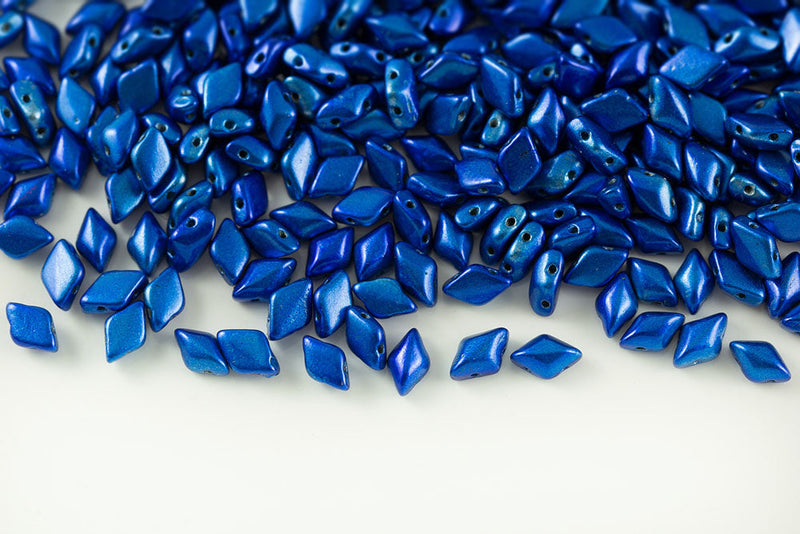 Gemduo 8×5mm Metalust Crown Blue 2-Hole Czech Beads