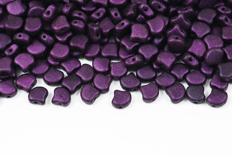 Ginko 7.5×7.5mm Metallic Suede Dark Purple 2-Hole Czech Beads