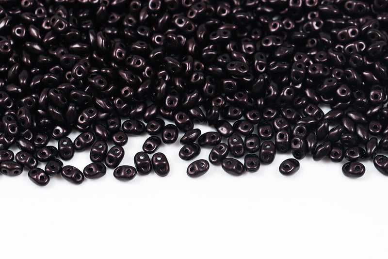 Miniduo 2×4mm Metallic Suede Dark Plum 2-Hole Czech Beads