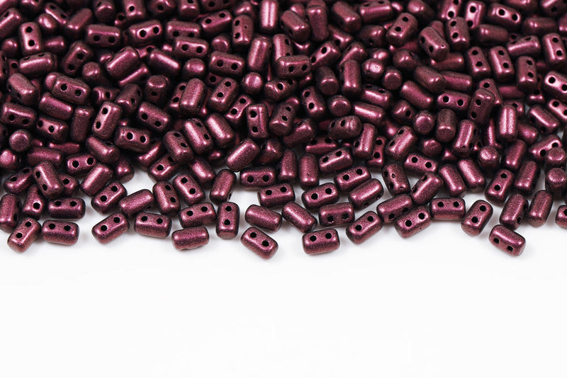 Rulla 5×3mm Metallic Suede Pink 2-Hole Czech Beads
