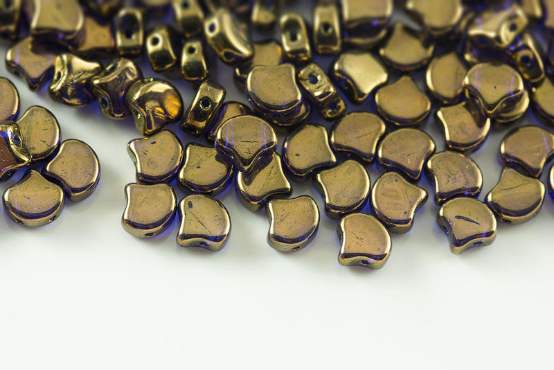 Ginko 7.5×7.5mm Sapphire Violet Luster 2-Hole Czech Beads