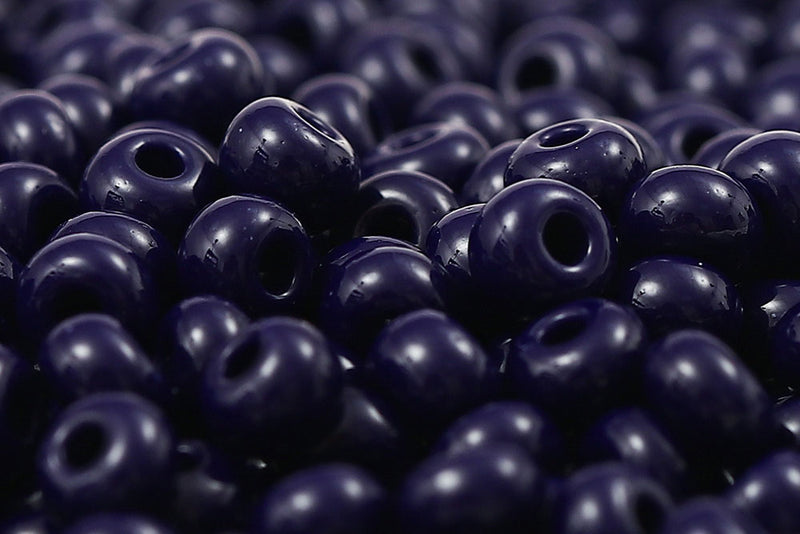 Preciosa Rocailles 8/0 Opaque Deep Navy Blue col.33080