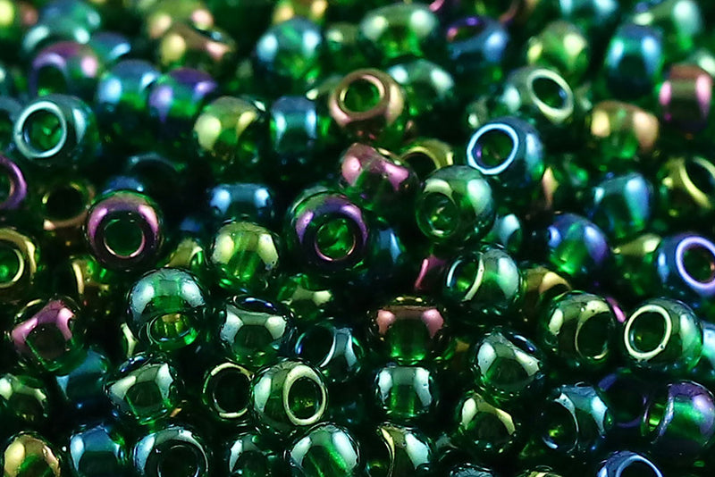 Preciosa Rocailles 11/0 Transparent Emerald Rainbow col.51060