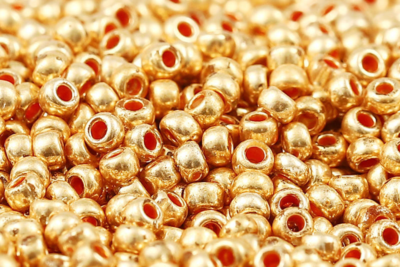 Preciosa Rocailles 11/0 Old Gold Metallic Dyed Col.18583