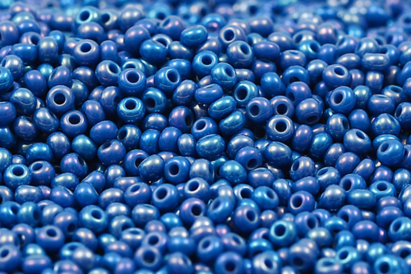 Preciosa Rocailles 11/0 Opaque Teal Blue Rainbow col.34210