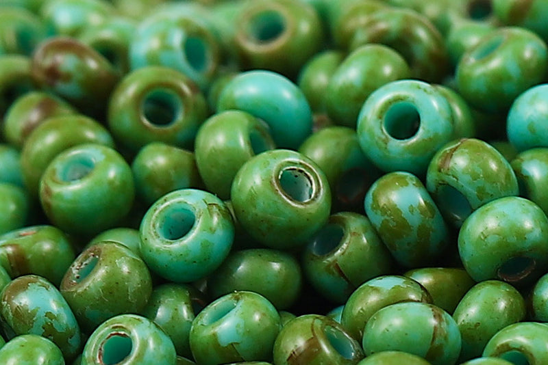 Preciosa Rocailles 32/0 Turquoise Green Travertin col.69130