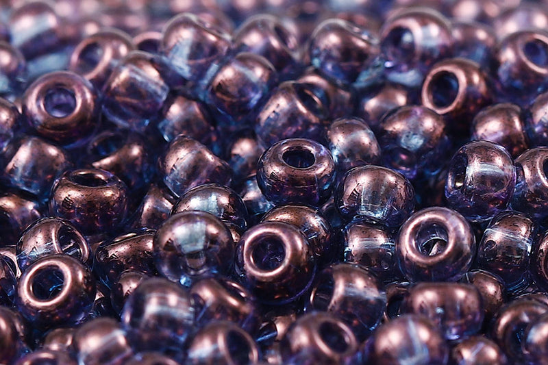 Preciosa Rocailles 6/0 Crystal Dark Purple Lustered col.48025