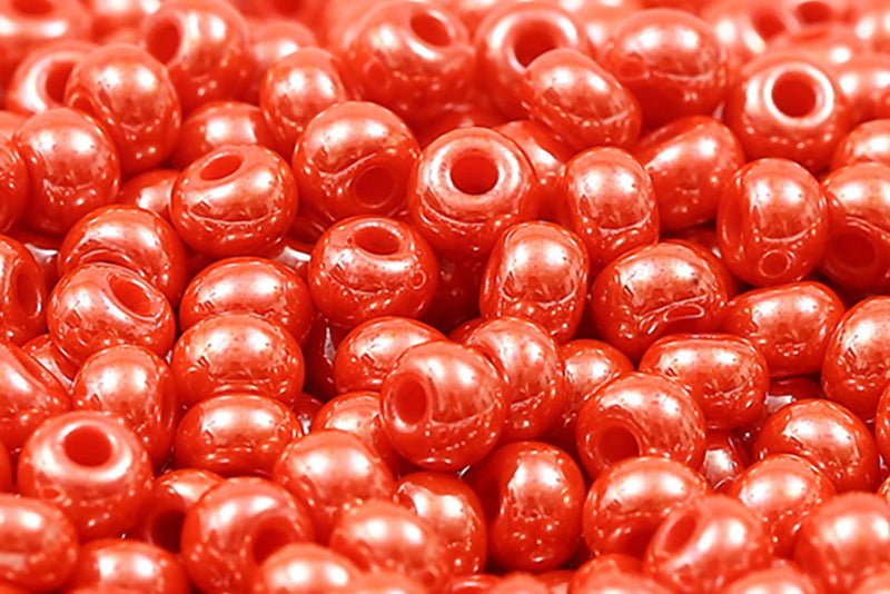 Preciosa Rocailles 6/0 Opaque Bright Red Luster col.93141