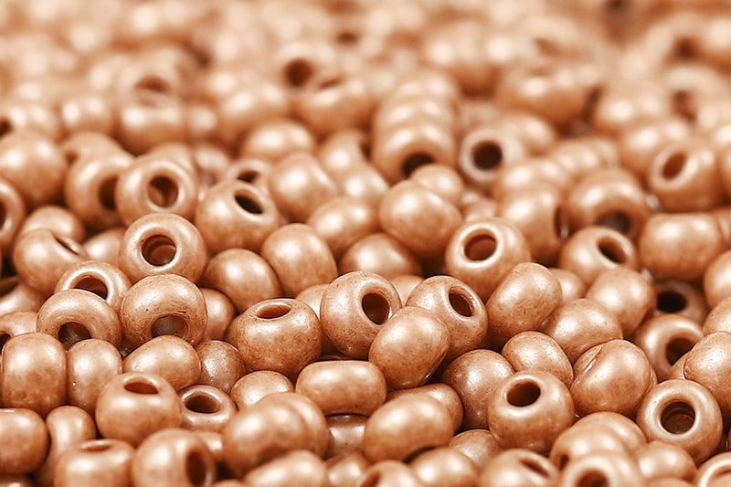 Preciosa Rocailles 8/0 Pearl Brown col.46318