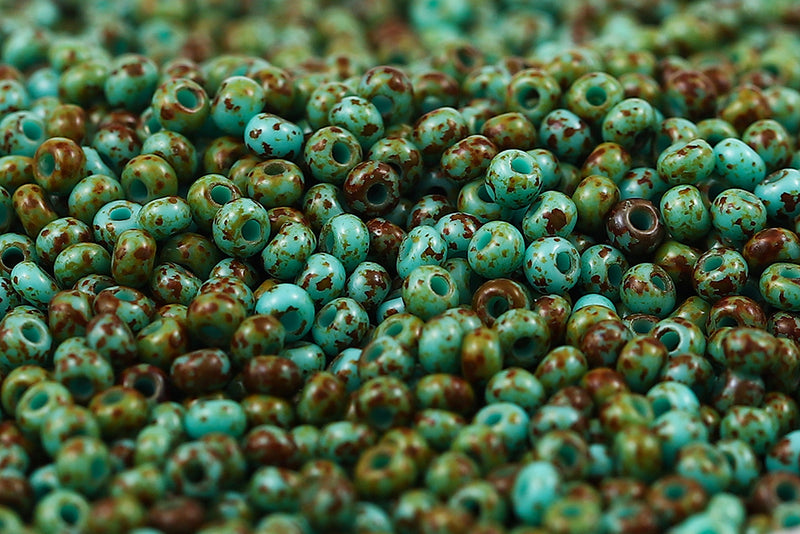 Preciosa Rocailles 11/0 Turquoise Green Travertin col.69130