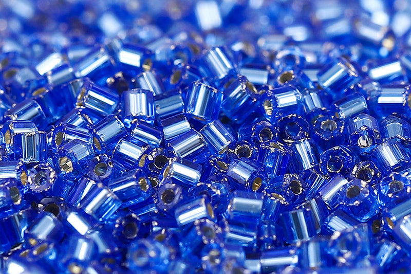 Preciosa 2-Cut 11/0 Transparent Lt.Sapphire Silver Lined col.37030