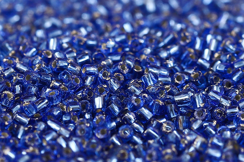 Preciosa 3-Cut 12/0 Transparent Sapphire Silver Lined col.37050