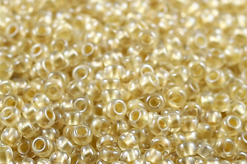 Preciosa Rocailles 11/0 Pearl Pastel Topaz Lining col.382PC